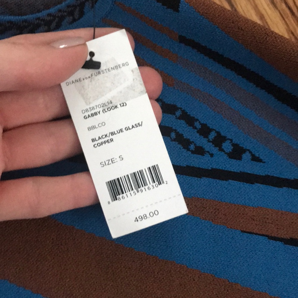 Diane von Furstenberg dress - Picture 3 of 8